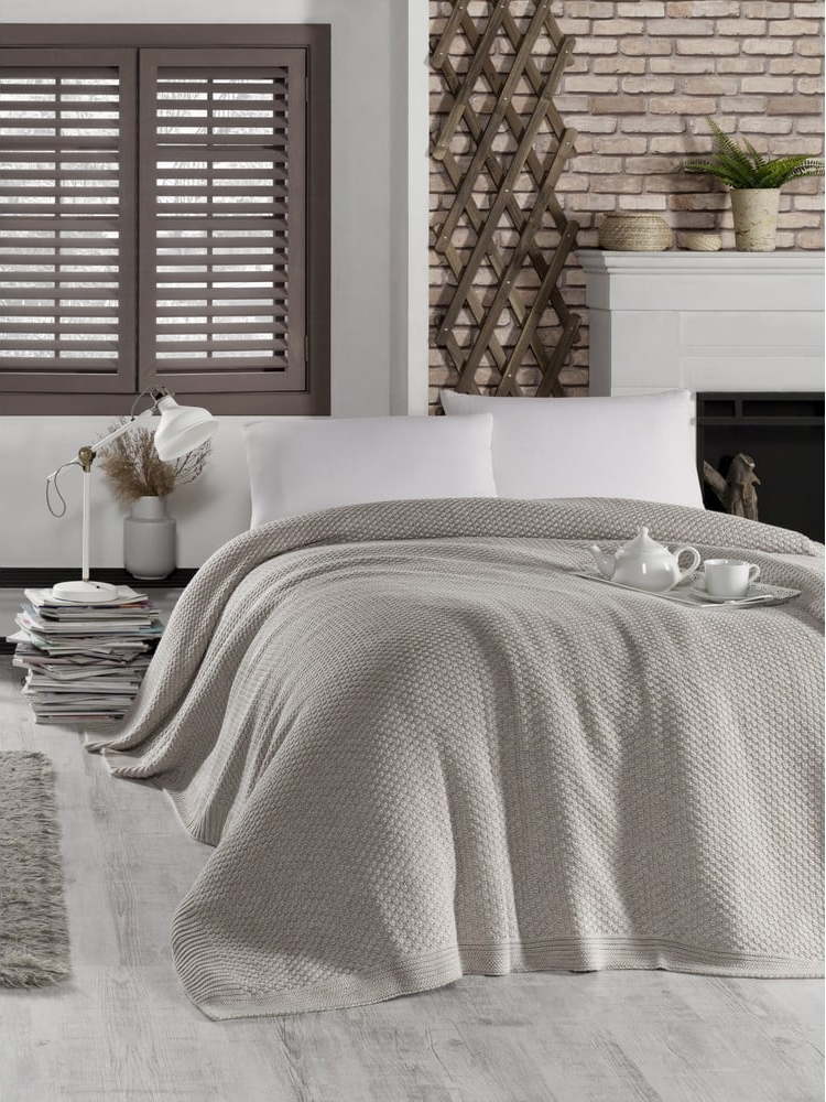 Šedobéžový přehoz přes postel s příměsí bavlny Homemania Decor Silvi