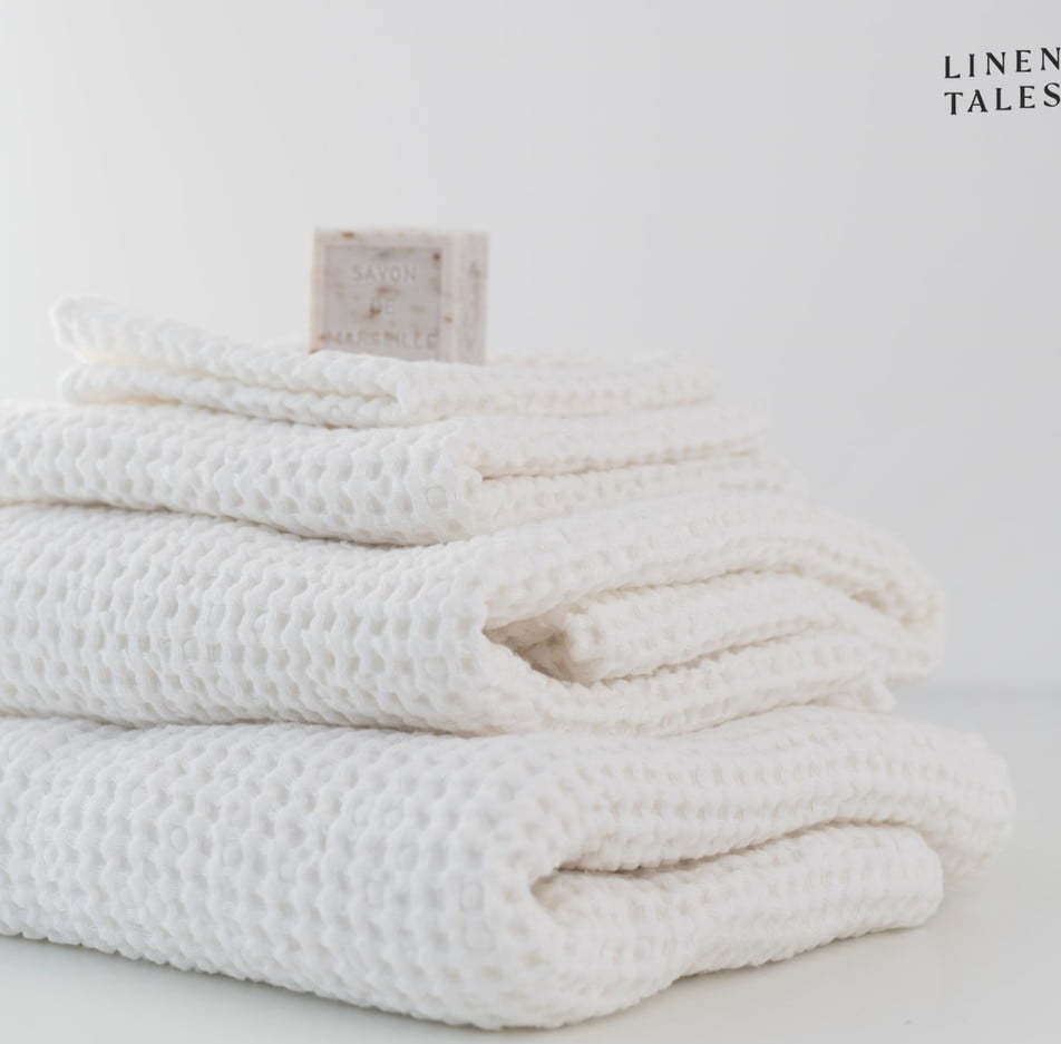 Bílé ručníky a osušky v sadě 3 ks Honeycomb – Linen Tales Linen Tales